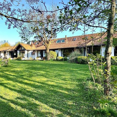 Un Matin De Mai Bed & Breakfast Verlincthun Exterior photo